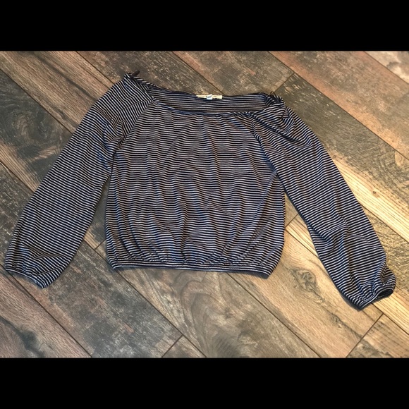 Top - Picture 1 of 3